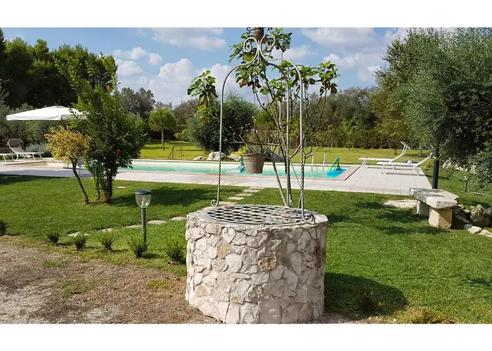 Photo de Sunny House Trilo With Pool - Happy Rentals Sanarica