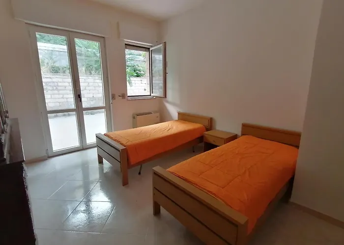 Appartamento 5 Posti Con Cucina E Parcheggio Privato Gratuito Candela képek