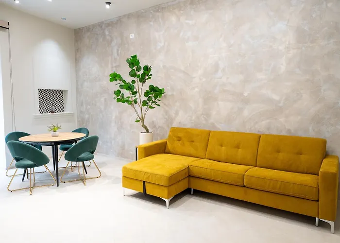 Petrina Home 2 - Suite Rooms Barletta photo