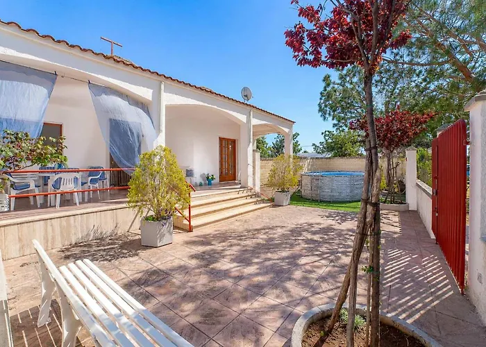 Villa Tati Con Piscina A Soli 550 Mt Dal Mare Di Torre Colimena foto